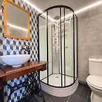 Hortansia Renove Bien Equipe Avec Terrasse Amenagee Jardin, Parking Prive, Proche De La Mer, Pres De Port En Bessin Et Omaha Apartman