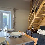 Apartman Hortansia Renove Bien Equipe Avec Terrasse Amenagee Jardin, Parking Prive, Proche De La Mer, Pres De Port En Bessin Et Omaha