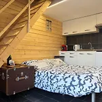 Hortansia Renove Bien Equipe Avec Terrasse Amenagee Jardin, Parking Prive, Proche De La Mer, Pres De Port En Bessin Et Omaha Apartman *