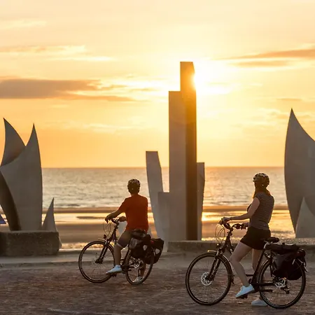 Hortansia Renove Bien Equipe Avec Terrasse Amenagee Jardin, Parking Prive, Proche De La Mer, Pres De Port En Bessin Et Omaha Apartamento