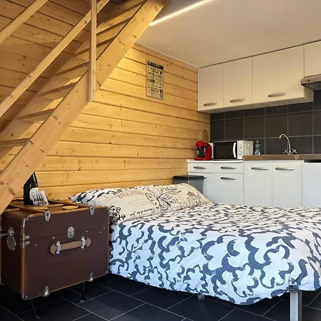 Hortansia Duplex Rez De Chaussee Bien Equipe Avec Terrasse Amenagee Jardin, Parking Prive, Proche De La Mer, Pres De Port En Bessin Et Omaha Appartement *