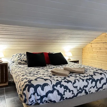 Hortansia Duplex Rez De Chaussee Bien Equipe Avec Terrasse Amenagee Jardin, Parking Prive, Proche De La Mer, Pres De Port En Bessin Et Omaha Grand-Hameau