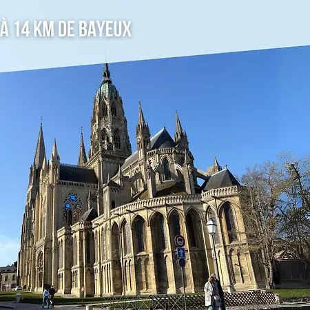 Hortansia Renove Bien Equipe Avec Terrasse Amenagee Jardin, Parking Prive, Proche De La Mer, Pres De Port En Bessin Et Omaha Apartamento *