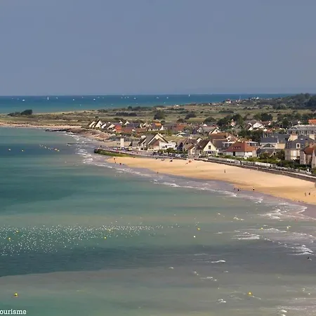Apartment Hortansia Renove Bien Equipe Avec Terrasse Amenage Jardin, , Parking Prive, Proche De La Mer, Pres De Port En Bessin Et Omah *