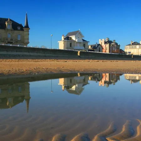 Hortansia Duplex Rez De Chaussee Bien Equipe Avec Terrasse Amenagee Jardin, Parking Prive, Proche De La Mer, Pres De Port En Bessin Et Omaha