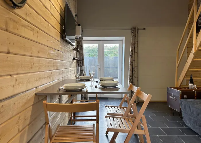 Hortansia Rénové Bien équipé Avec Terrasse Aménagée Jardin, Parking Privé, Proche De La Mer, Près De Port En Bessin Et Omaha Appartamento *