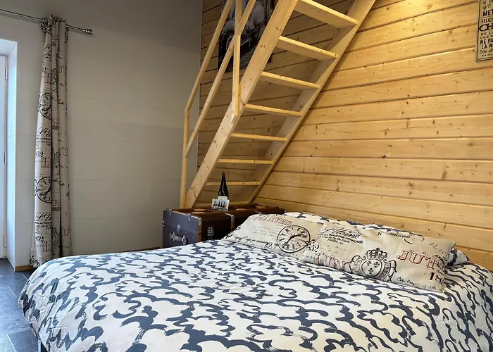 Apartment Hortansia Renove Bien Equipe Avec Terrasse Amenagee Jardin, Parking Prive, Proche De La Mer, Pres De Port En Bessin Et Omaha Grand-Hameau