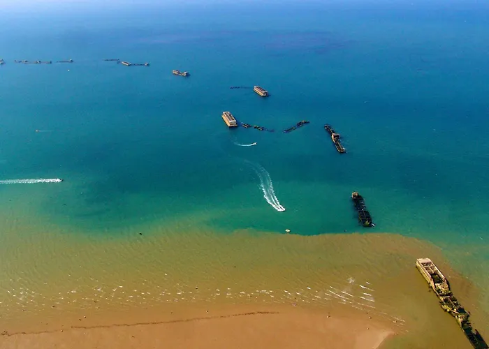 Hortansia Rénové Bien équipé Avec Terrasse Aménagée Jardin, Parking Privé, Proche De La Mer, Près De Port En Bessin Et Omaha * Grand-Hameau