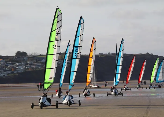 Hortansia Rénové Bien équipé Avec Terrasse Aménagée Jardin, Parking Privé, Proche De La Mer, Près De Port En Bessin Et Omaha Grand-Hameau